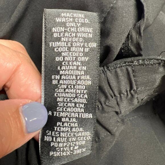 Almost Famous Women’s Black Cargo Lightweight Active Track Pants Plus Size 1X - Picture 5 of 5